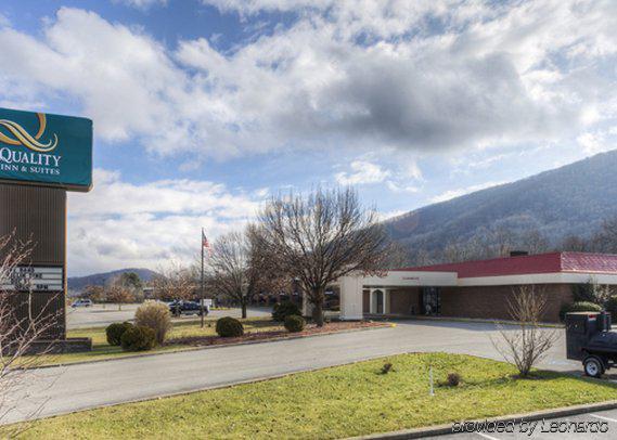 Econo Lodge Inn & Suites Norton Екстер'єр фото